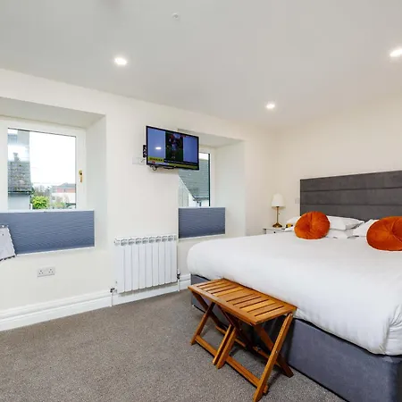 Sandbury Town House Couette-café