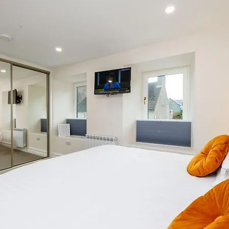 Bed & Breakfast Sandbury Town House *