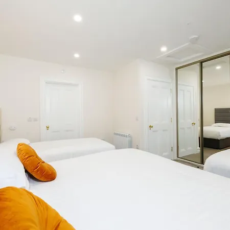 Bed & Breakfast Sandbury Town House